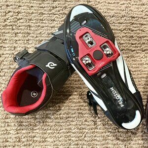 Women's Peloton Cycling Shoes, Size 7